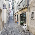 Alfama Doll House
