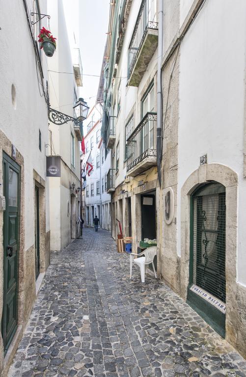 Alfama Doll House